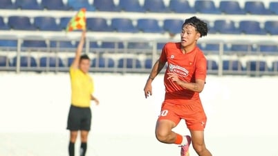 HLV Kim loại thêm 5 cầu thủ U.23 Việt Nam: Bất ngờ có Bùi Alex, Hồ Văn Cường