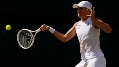 Iga Swiatek đăng quang Wimbledon 2025: Bản lĩnh cứng thắng tâm lý yếu