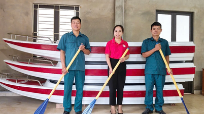 Xã Bảo Yên và Phúc Khánh tiếp nhận 6 xuồng cứu hộ phục vụ công tác phòng chống thiên tai