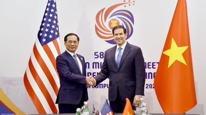 Phó Thủ tướng, Bộ trưởng Ngoại giao Bùi Thanh Sơn gặp Ngoại trưởng Hoa Kỳ Marco Rubio