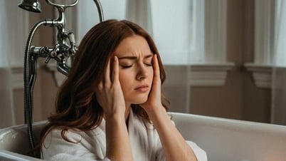 Nguyên nhân bất ngờ gây đột quỵ trong khi tắm, không chỉ nước lạnh!