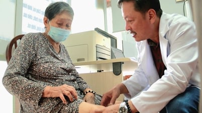 Khám, phát thuốc miễn phí cho cựu chiến binh, người có công