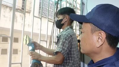 TPHCM ra quân tuyên truyền, vận động người dân tháo dỡ “chuồng cọp”