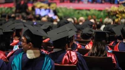 Sinh viên chạy đua vào câu lạc bộ danh giá để làm bàn đạp cho tương lai