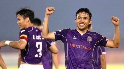 CLB Bình Dương chia tay ngọc quý, Minh Khoa trở thành đồng đội Quang Hải