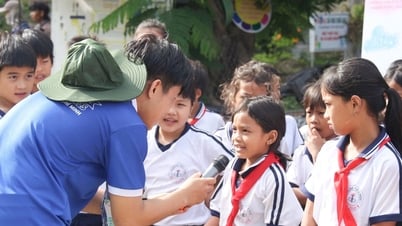 Chiến dịch "Blouse trắng" tình nguyện Mùa hè xanh 2025