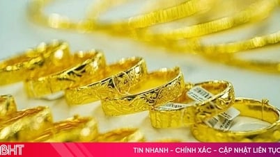 Giá vàng hôm nay 13/7: Trong nước, quốc tế đều tăng mạnh!