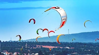 Les sports nautiques de Mui Ne attirent les touristes internationaux.