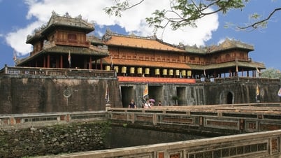 Combo du lịch Huế 4 ngày 3 đêm: Chạm tay bảo vật 400 năm tuổi, tới tử cấm thành, xem cầu thay áo 7 sắc