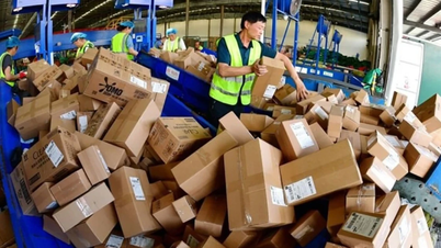 Hàng nhập khẩu trị giá dưới 1 triệu đồng bị thu thuế VAT tự động từ 1/8