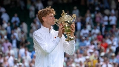 Sinner phá dớp trước Alcaraz, lần đầu đăng quang Wimbledon
