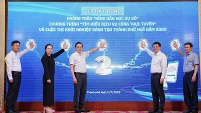Hue City launched the movement "Digital Education for All", the program "Learn about online public services" and the Creative Startup Competition in 2025