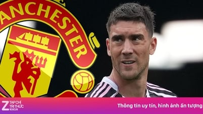 Thêm tiền đạo từ chối MU