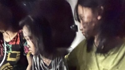 Cứu 4 người thoát khỏi đám cháy ở Hải Phòng lúc nửa đêm
