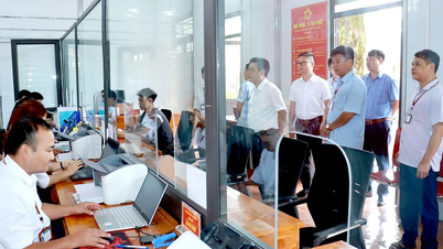 Chỉ huy trưởng Bộ CHQS tỉnh Lại Tiến Giang kiểm tra việc vận hành chính quyền địa phương hai cấp tại 4 xã vùng cao