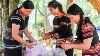Tạo nên thay đổi từ chiếc điện thoại thông minh cho chị em khởi nghiệp