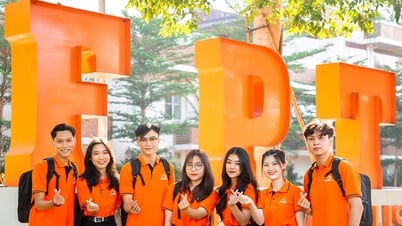 Trường ĐH FPT trao học bổng hơn 100 tỉ đồng cho tất cả thí sinh NV1, NV2