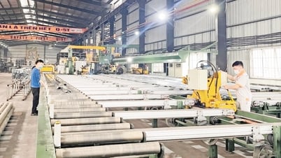 Tín dụng tăng trưởng cao nhất 5 năm qua: Tạo lực đẩy phát triển sản xuất, kinh doanh