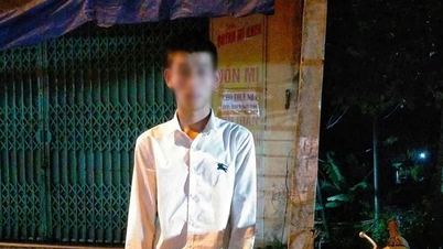 Công an phường Âu Lâu giúp đỡ thanh niên đi lạc trở về gia đình