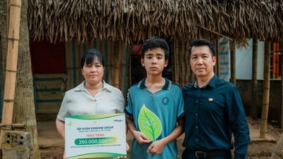 500 triệu đồng từ phiên livestream bất động sản đầu tiên của Sunshine Group đã đến tay hai hoàn cảnh đặc biệt tại Thanh Hóa