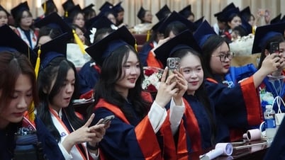 Tốt nghiệp trong bối cảnh mới, sinh viên hành chính công có nhiều cơ hội việc làm