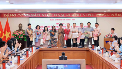 Hướng tới Đại hội Đảng bộ TTXVN nhiệm kỳ 2025-2030: Dân chủ, trách nhiệm, đổi mới