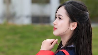 Thủ khoa khối A00 ở Phú Thọ gây 'bão' mạng vì vừa giỏi vừa xinh