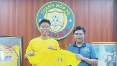 Quế Ngọc Hải cập bến CLB Thanh Hóa, làm việc với trợ lý cũ ông Kim
