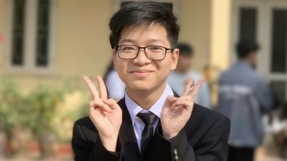 Nam sinh trường làng 2 lần trở thành thủ khoa