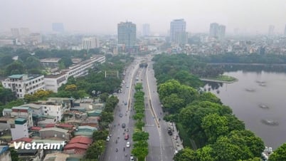 Hà Nội hiện thực hóa mục tiêu chuyển đổi xe xăng và trạm sạc điện ra sao?