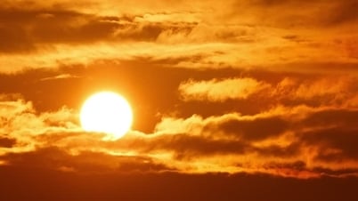 Hà Nội trời oi nóng, Nam Bộ mưa nhiều