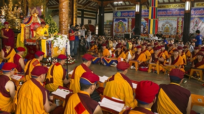 Đức Pháp vương chủ trì đại lễ cầu an tại chùa Vĩnh Nghiêm