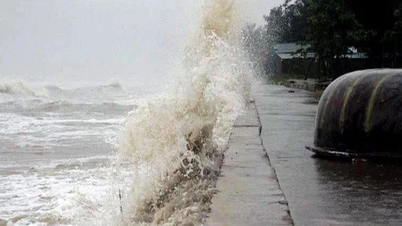 Xuất hiện áp thấp nhiệt đới, khả năng mạnh lên thành bão vào Biển Đông