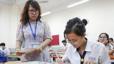 Thủ khoa khối A00 tuyệt đối 3 điểm 10 đến từ trường làng của Hà Nội