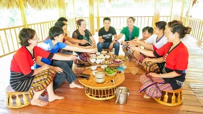 Về bản Vều trải nghiệm du lịch cộng đồng: Check-in nhà sàn, tắm sông Giăng và 'học' làm người Thái giữa miền Tây xứ Nghệ