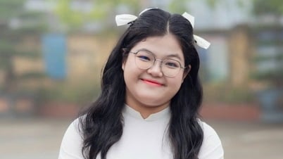 Đang 'ngủ nướng', mẹ gọi dậy báo tin là thủ khoa