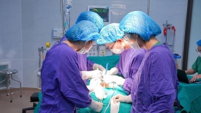 Phẫu thuật lấy sỏi bàng quang ‘khổng lồ’ cho nữ bệnh nhân