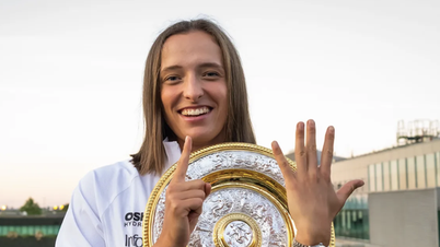 Nhà vô địch Wimbledon nữ, được vinh danh bằng… mì ống hình cây vợt
