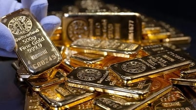 Giá vàng hôm nay 17/7/2025: Giá vàng trong nước án binh bất động, vàng thế giới quay đầu giảm điên đảo