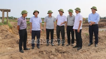 Phó Chủ tịch UBND tỉnh Lại Văn Hoàn kiểm tra công tác phòng, chống thiên tai tại một số công trình, dự án