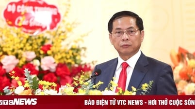 Phó Thủ tướng Bùi Thanh Sơn: Bộ Công Thương là điểm tựa vững chắc cho doanh nghiệp trong kỷ nguyên mới