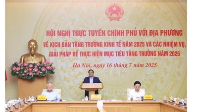 Tăng trưởng chỉ mở lối, cải cách mới vươn xa