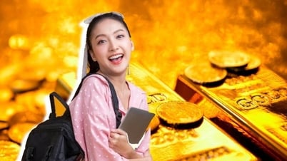 Đạt điểm cao tốt nghiệp, con được tặng tiền, vàng, cha mẹ xử lý ra sao?