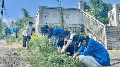120 đoàn viên thanh niên ra quân tổng vệ sinh đài, nhà bia tưởng niệm các anh hùng, liệt sĩ  - Báo Cao Bằng điện tử