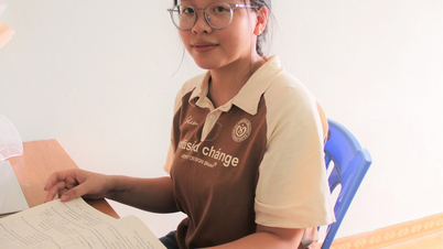 Thủ khoa khối A00 toàn quốc Nguyễn Diệu Linh: Tự học để bứt phá