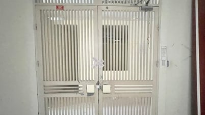 Tòa nhà tái định cư 5A, 7A phố Lê Đức Thọ (phường Từ Liêm):