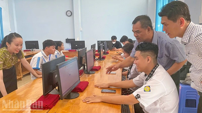Tỷ lệ tốt nghiệp trung học phổ thông năm 2025 tại Vĩnh Long đạt gần 99,6%