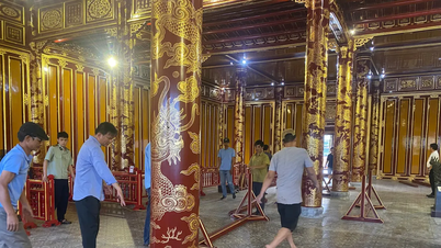 Lắp đặt kính cường lực khu vực trung tâm Điện Thái Hòa