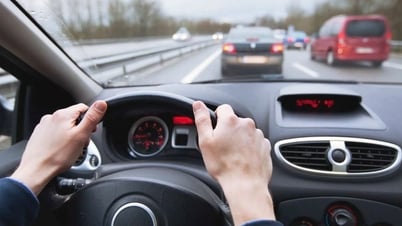 Quy tắc 'khoảng cách 2 giây' có thể nhiều tài xế chưa biết