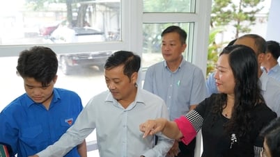 Phó Chủ tịch UBND tỉnh Lâm Đồng Lê Trọng Yên kiểm tra hoạt động hành chính ở cơ sở